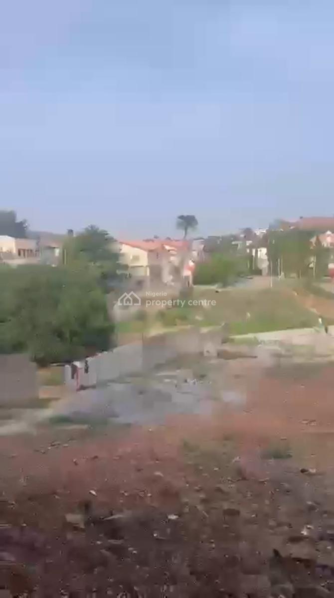 Ready to Own a Piece of Abujas Most Prestigious Soil?  2,750sqm, Gwarinpa, Abuja, Mixed-use Land for Sale