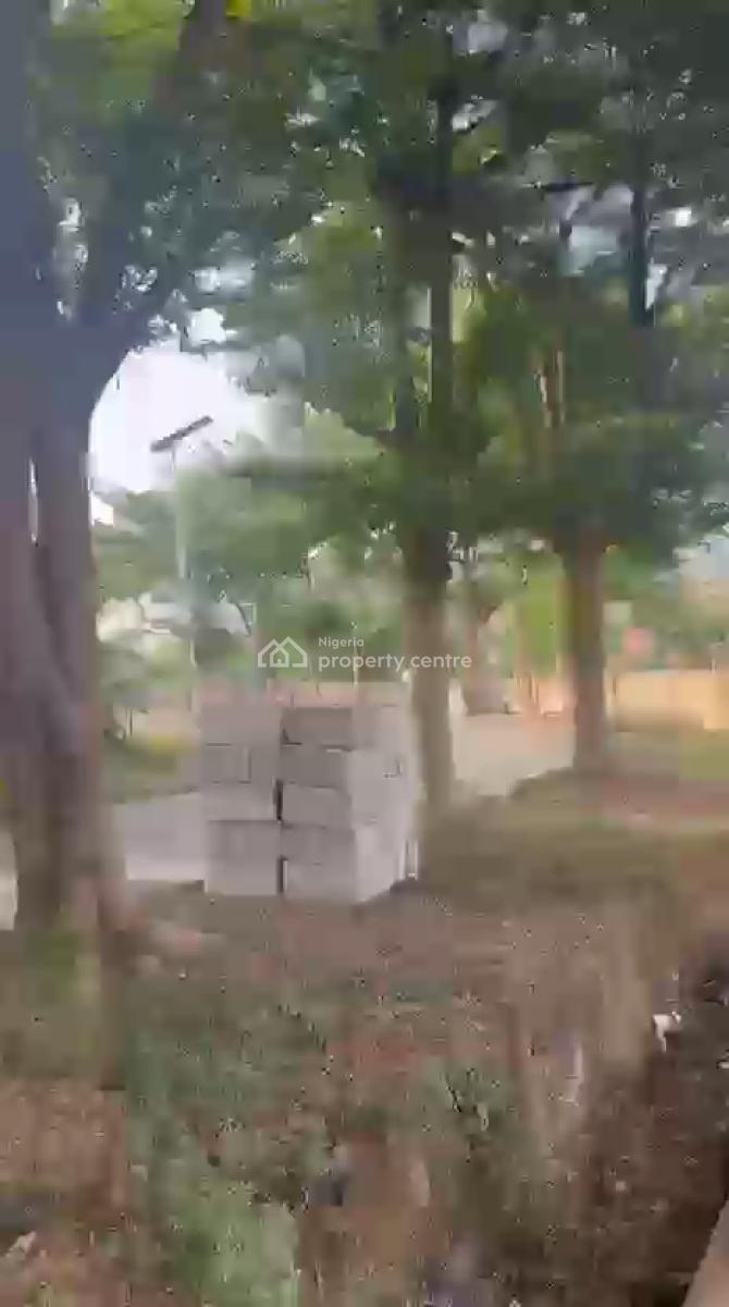 Ready to Own a Piece of Abujas Most Prestigious Soil?  2,750sqm, Gwarinpa, Abuja, Mixed-use Land for Sale