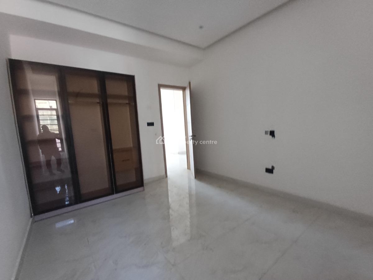 Newly Built 2bedroom Apartment, Off Freedom Way, Lekki Phase 1, Lekki, Lagos, Flat / Apartment for Rent