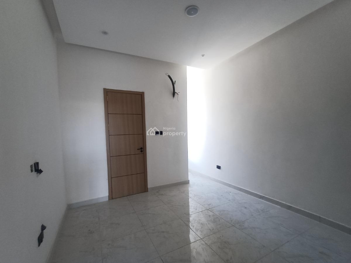 Newly Built 2bedroom Apartment, Off Freedom Way, Lekki Phase 1, Lekki, Lagos, Flat / Apartment for Rent