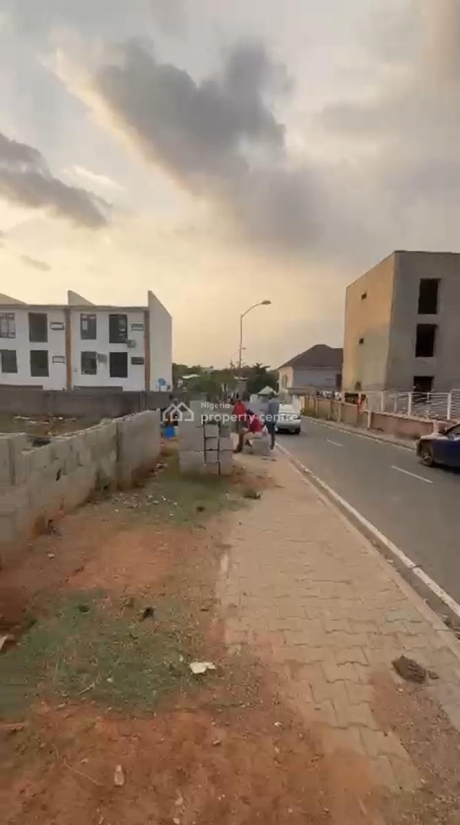 Exclusive 2,400sqm Hospital Land -- Corner Piece of Pure Gold in Wuye, Wuye, Abuja, Commercial Land for Sale