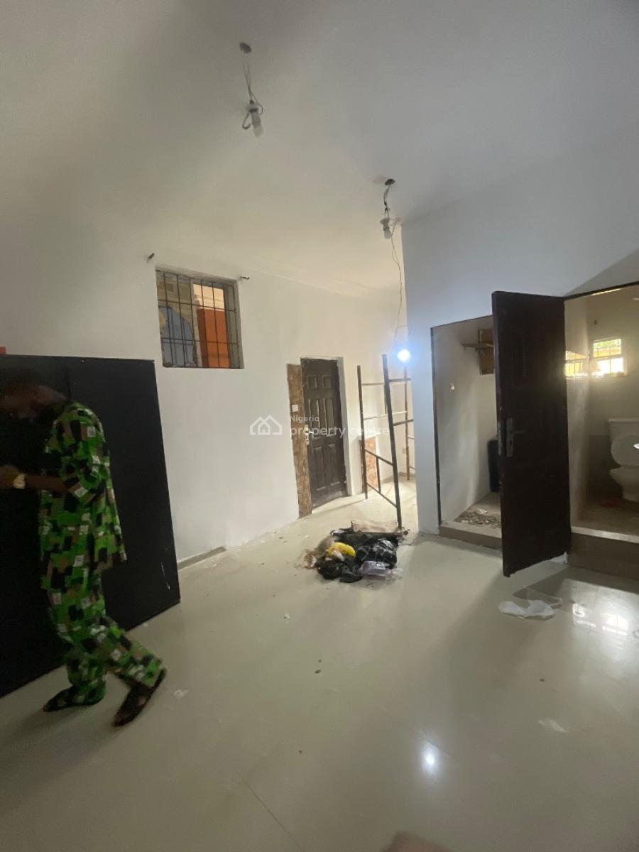 Spacious Accessible Selfcon Pay N Pack in, Ado, Ado, Ajah, Lagos, House for Rent