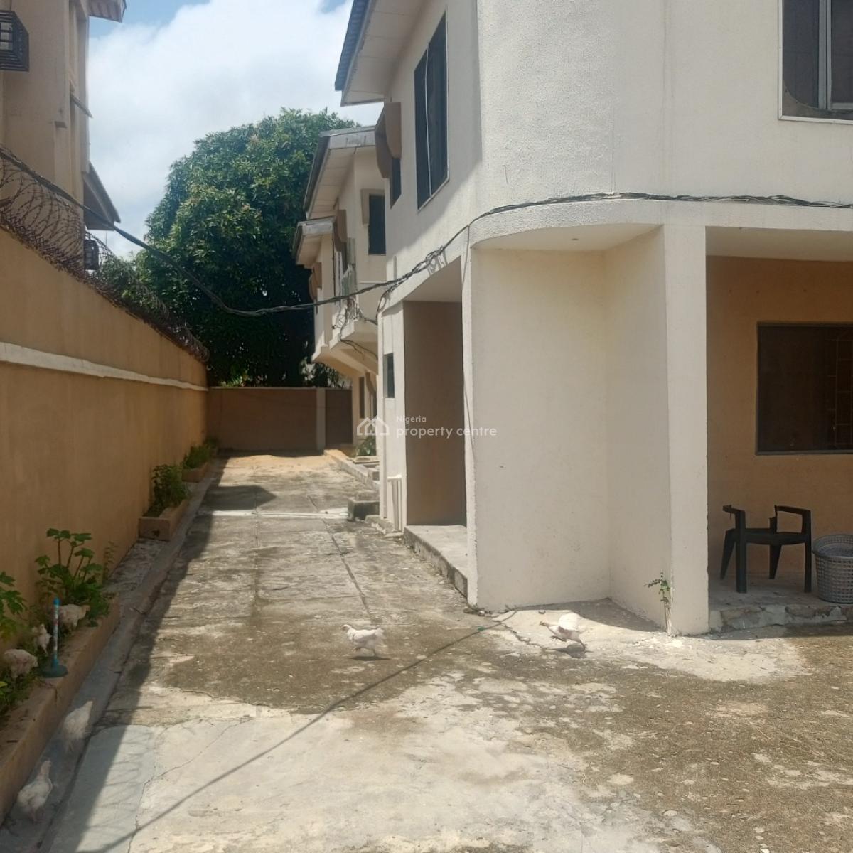 Block of Flats (2 Units of 3bedroom and 2 Units of 2bedroom Apartment), Marshy Hill Estate Ado Road Ajah-lekki, Ado, Ajah, Lagos, Block of Flats for Sale