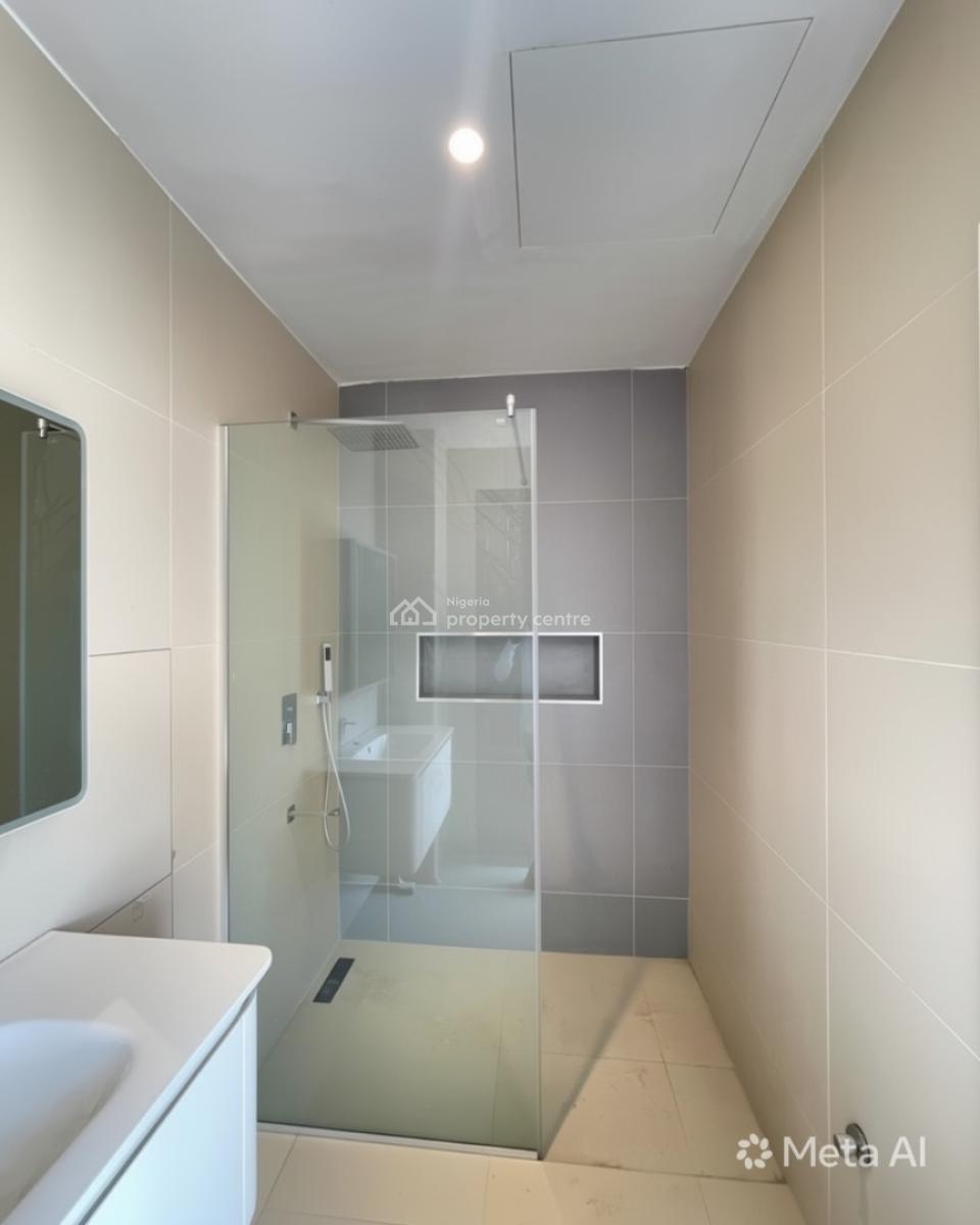 2 Bedroom Apartment, Lekki Phase 1, Lekki, Lagos, House for Sale
