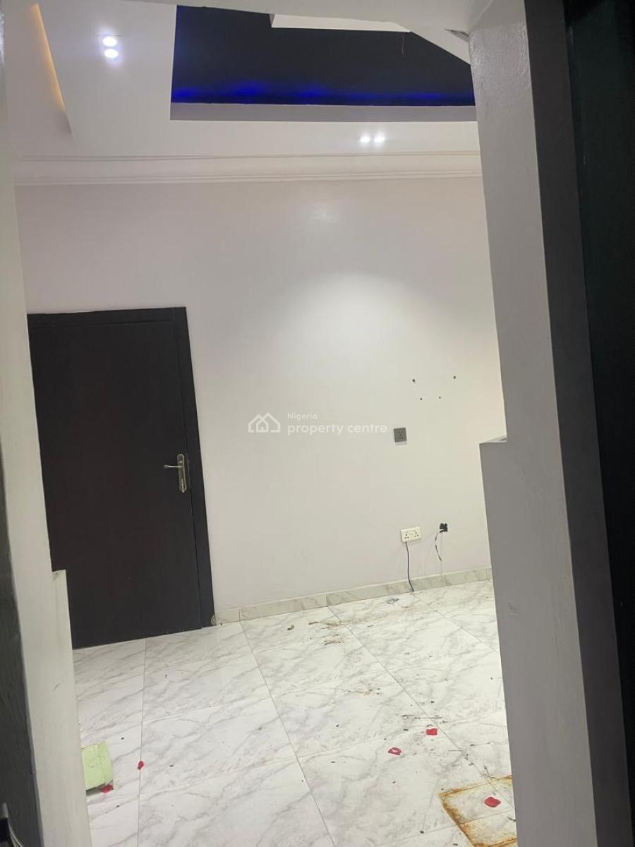 Well Maintained Mini Flat, Chevron, Lekki, Lagos, Mini Flat (room and Parlour) for Rent