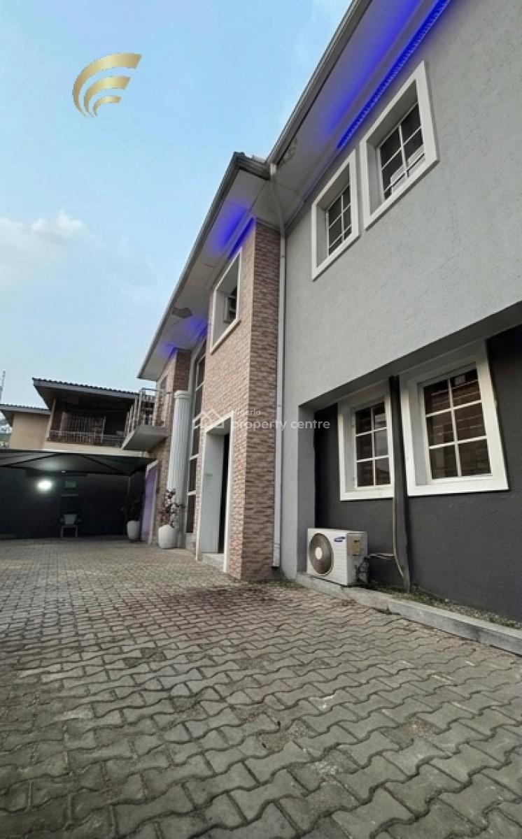 14-room Hotel Building, Alausa, Ikeja, Lagos, Hotel / Guest House for Rent