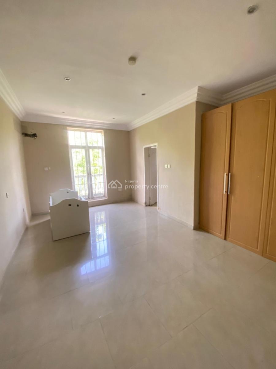 Fully Serviced 3 Bedroom Luxury Waterfront  Apartment with Pool and Bq, Lekki Phase 1, Lekki Phase 1, Lekki, Lagos, Flat / Apartment for Rent