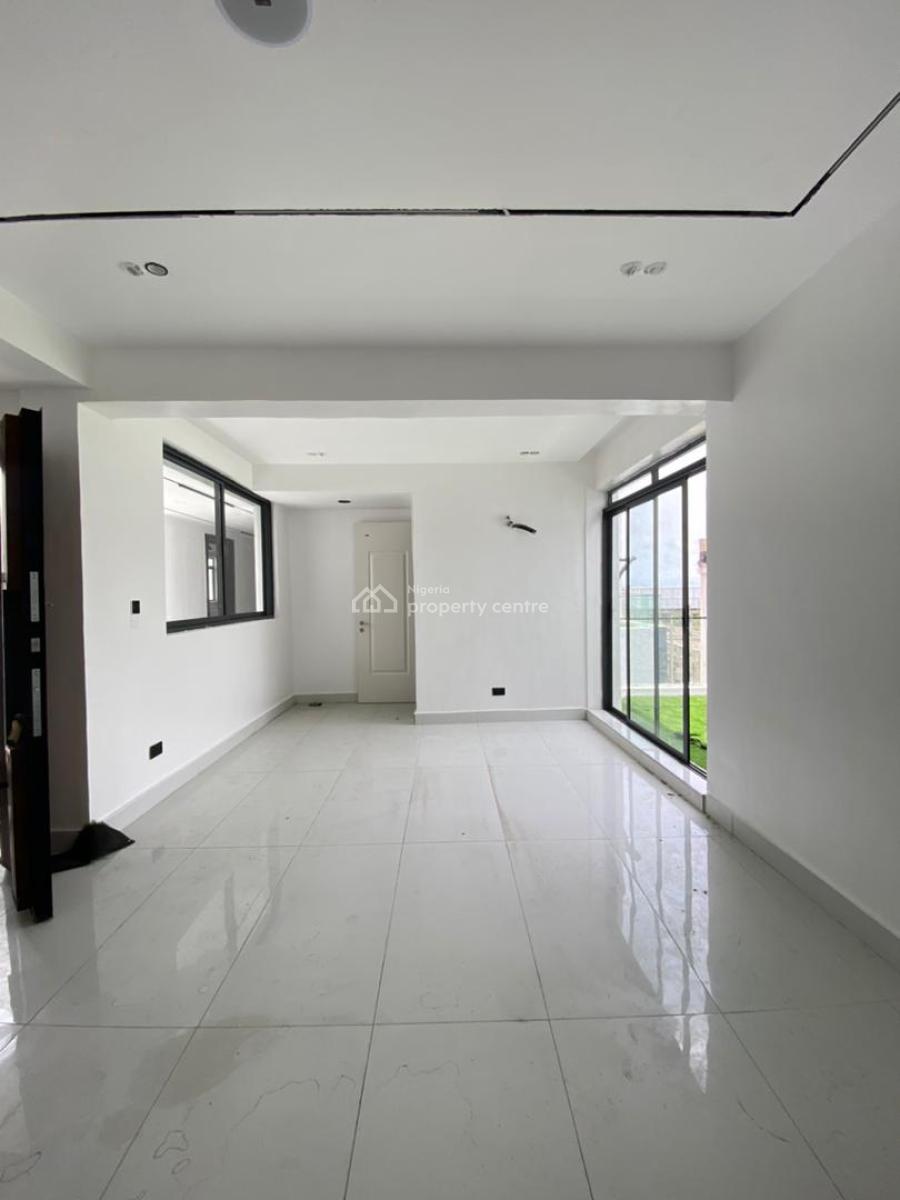 Spacious 3 Bedroom Penthouse with Bq, Elevator, Swimming Pool, Gym, Ikate, Lekki, Lagos, Flat / Apartment for Sale