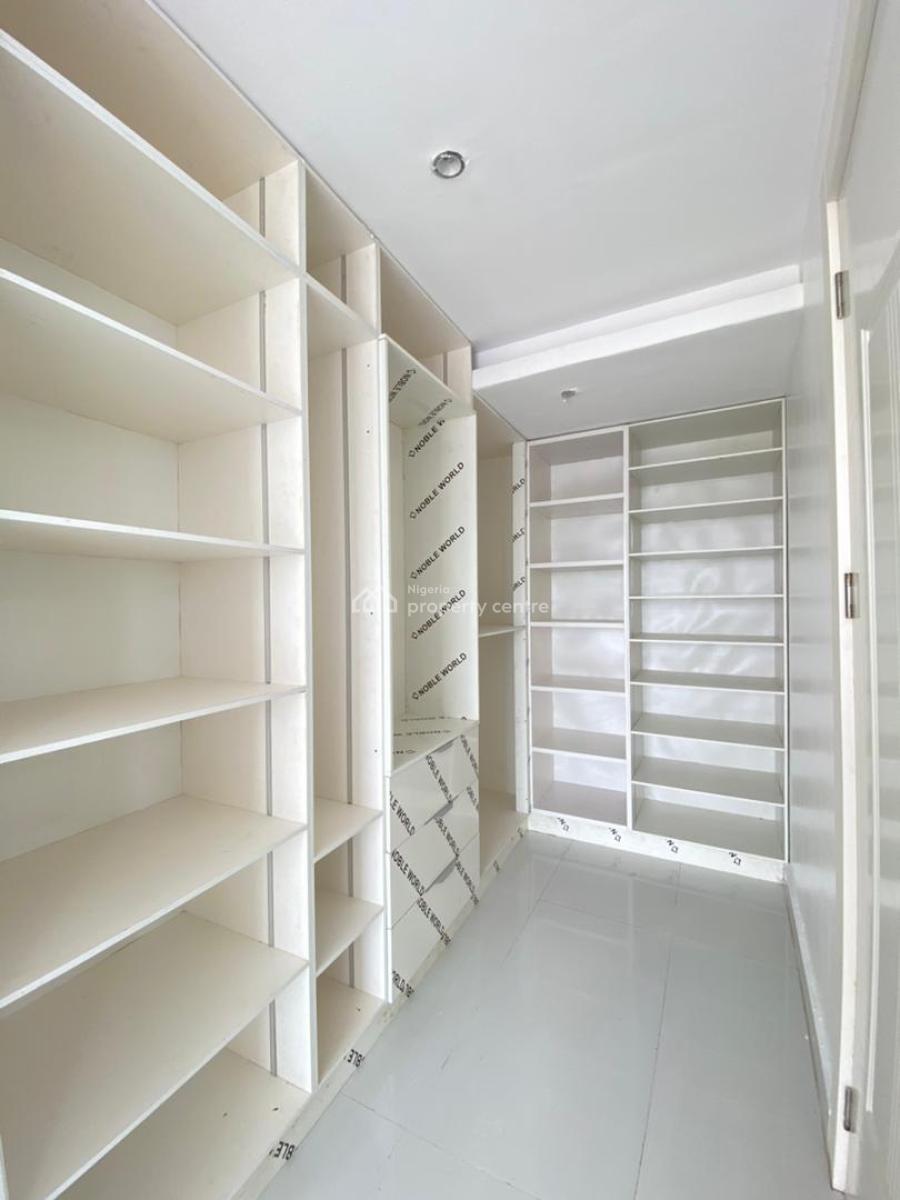 Spacious 3 Bedroom Penthouse with Bq, Elevator, Swimming Pool, Gym, Ikate, Lekki, Lagos, Flat / Apartment for Sale