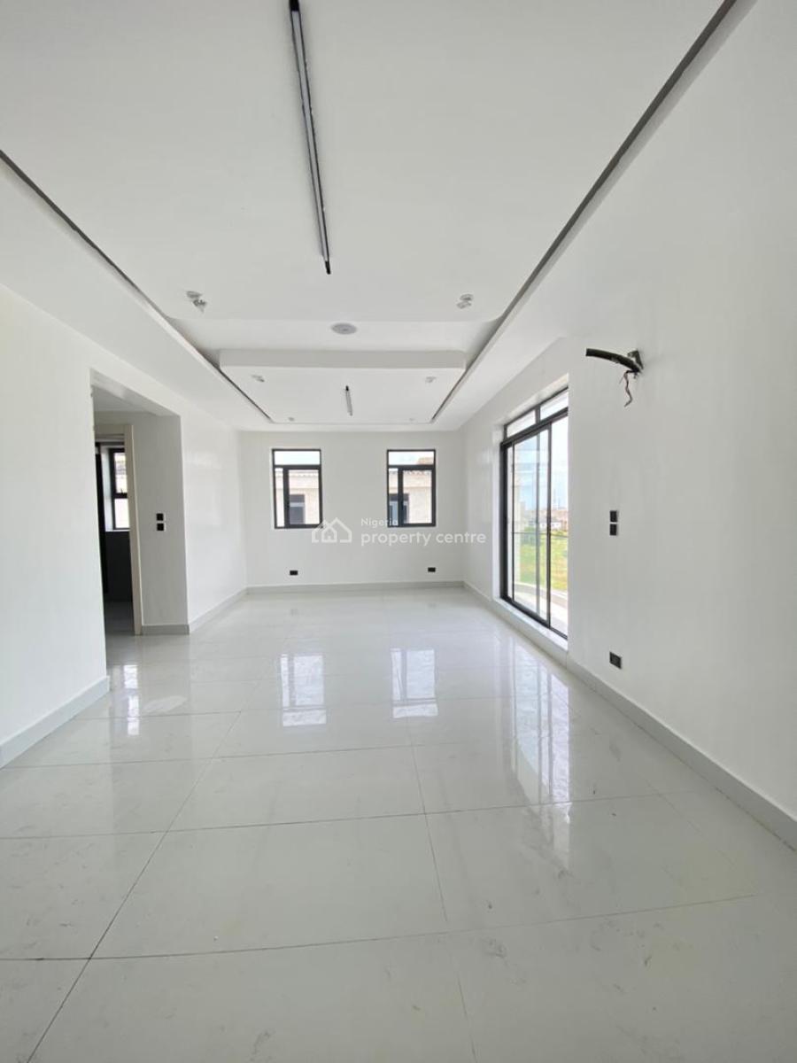 Spacious 3 Bedroom Penthouse with Bq, Elevator, Swimming Pool, Gym, Ikate, Lekki, Lagos, Flat / Apartment for Sale