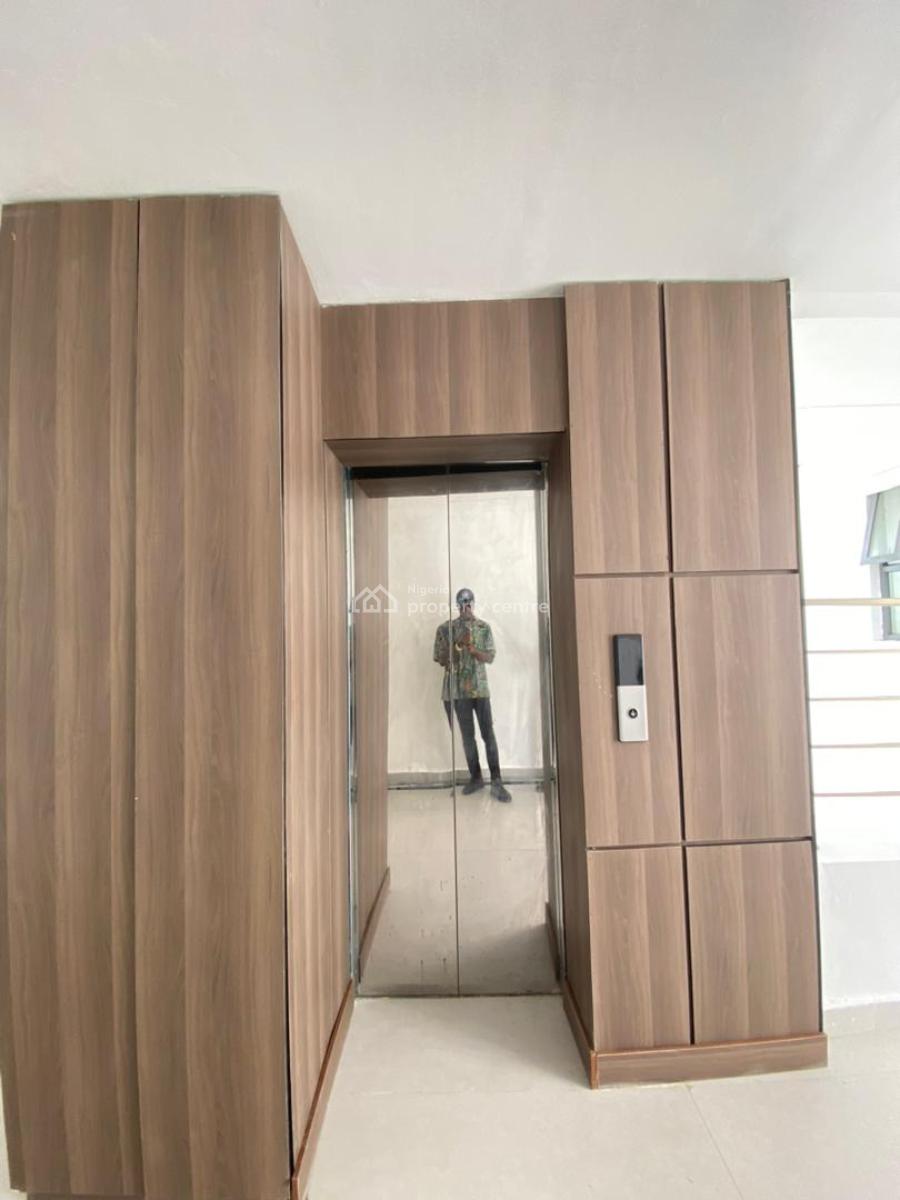 Spacious 3 Bedroom Penthouse with Bq, Elevator, Swimming Pool, Gym, Ikate, Lekki, Lagos, Flat / Apartment for Sale