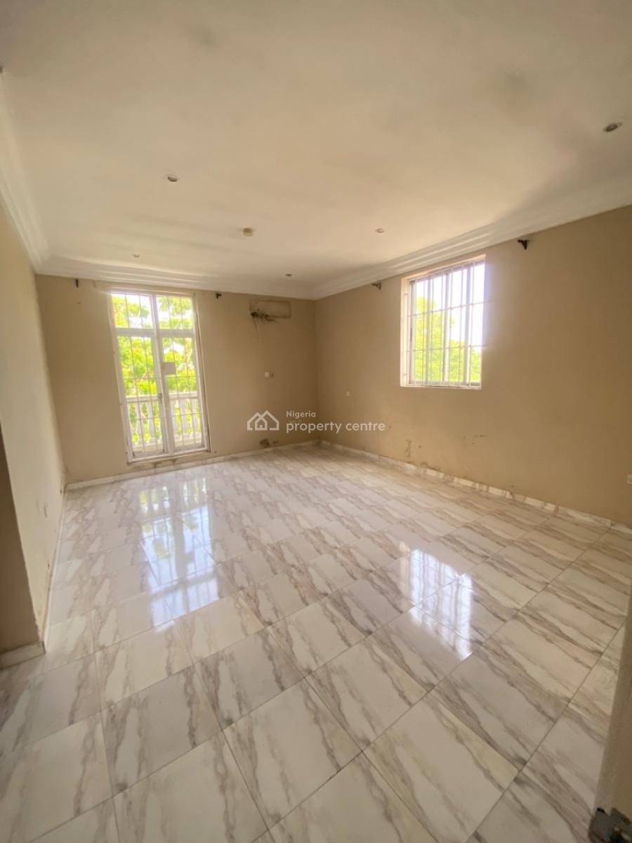 Luxury 3bedroom Fully Serviced Waterfront  Apartment with Pool and Gym, Lekki Phase 1, Lekki Phase 1, Lekki, Lagos, Flat / Apartment for Rent