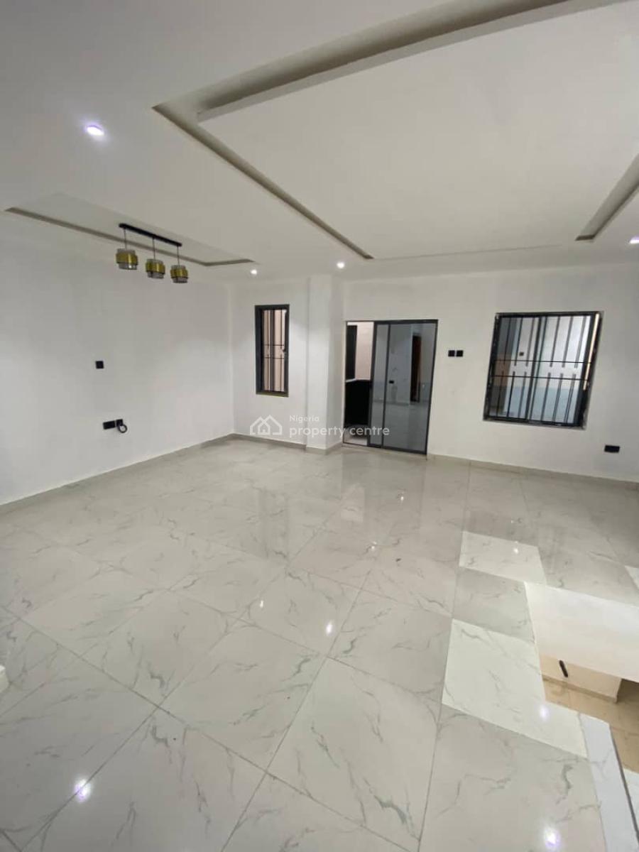 a Newly Four (4) Bedroom Maisonette House, Lekki Phase 1, Lekki, Lagos, House for Rent