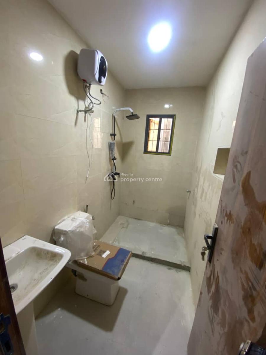 a Newly Four (4) Bedroom Maisonette House, Lekki Phase 1, Lekki, Lagos, House for Rent