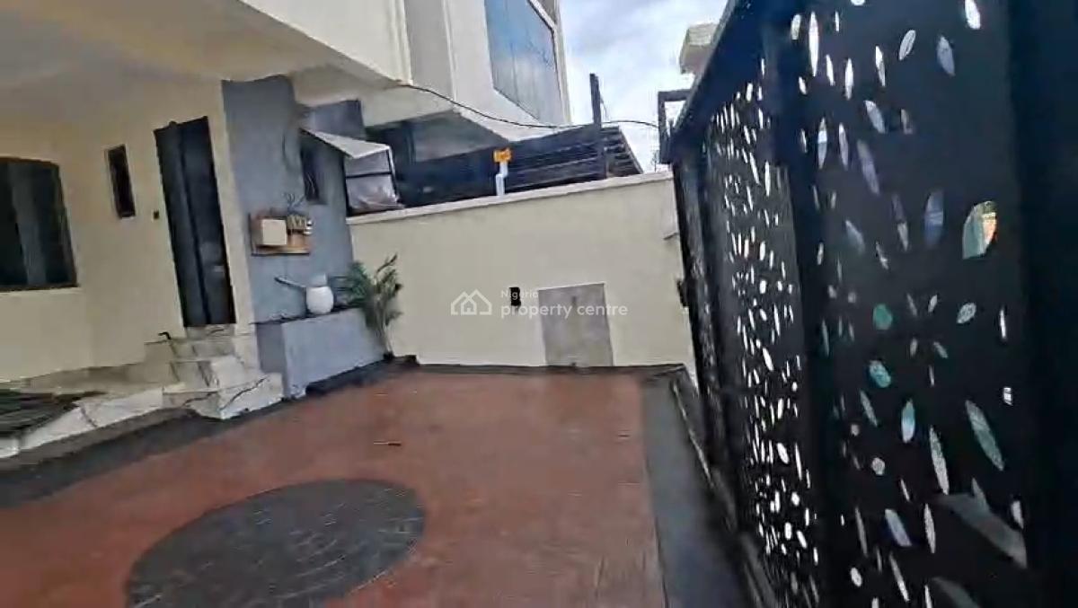 4 Bedroom Terraced Duplex Self Compound with Bq, Gra Phase 2, Magodo, Lagos, Terraced Duplex for Sale