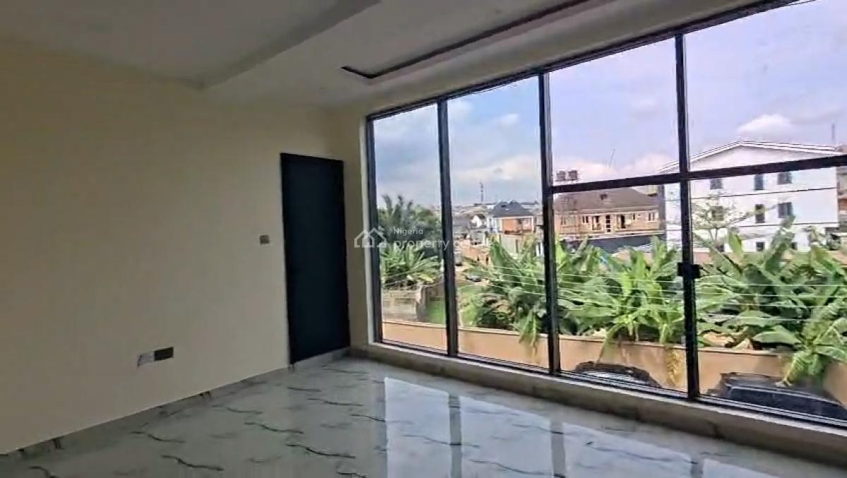 4 Bedroom Terraced Duplex Self Compound with Bq, Gra Phase 2, Magodo, Lagos, Terraced Duplex for Sale