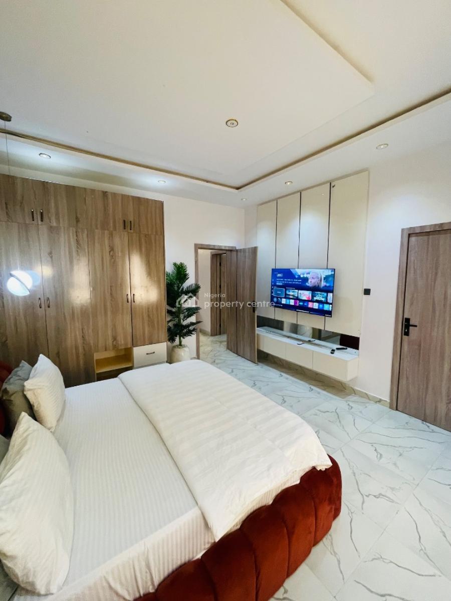 Luxury 1/2 Bedroom Apartment in a Serene and Beautiful Estate., Abraham Adesunya, Ajah, Lagos, Flat / Apartment Short Let