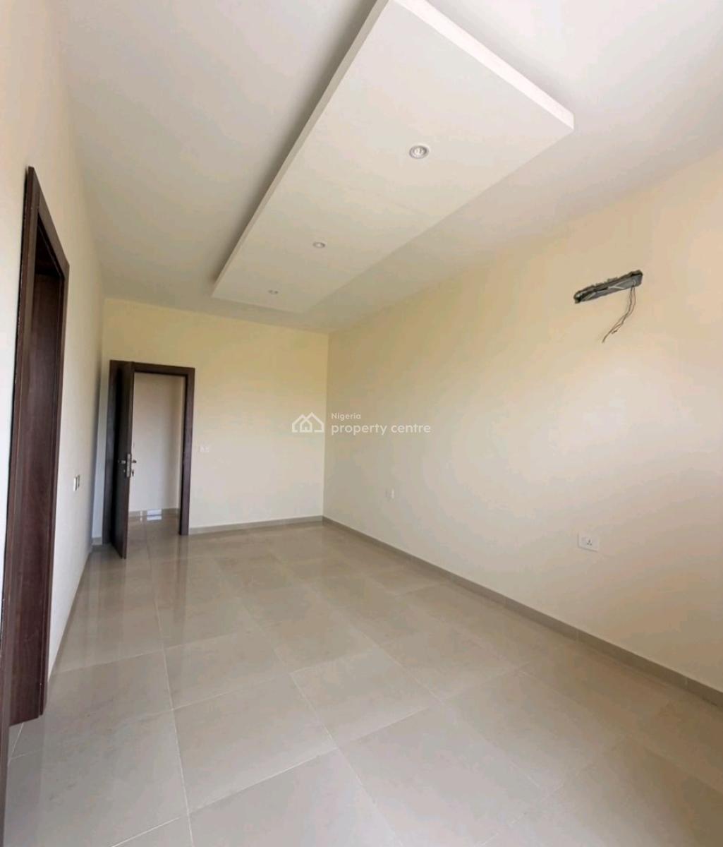 2 Bedroom Apartment & 4 Bedroom Penthouse  Price :  2bedr, Victoria Island (vi), Lagos, House for Sale