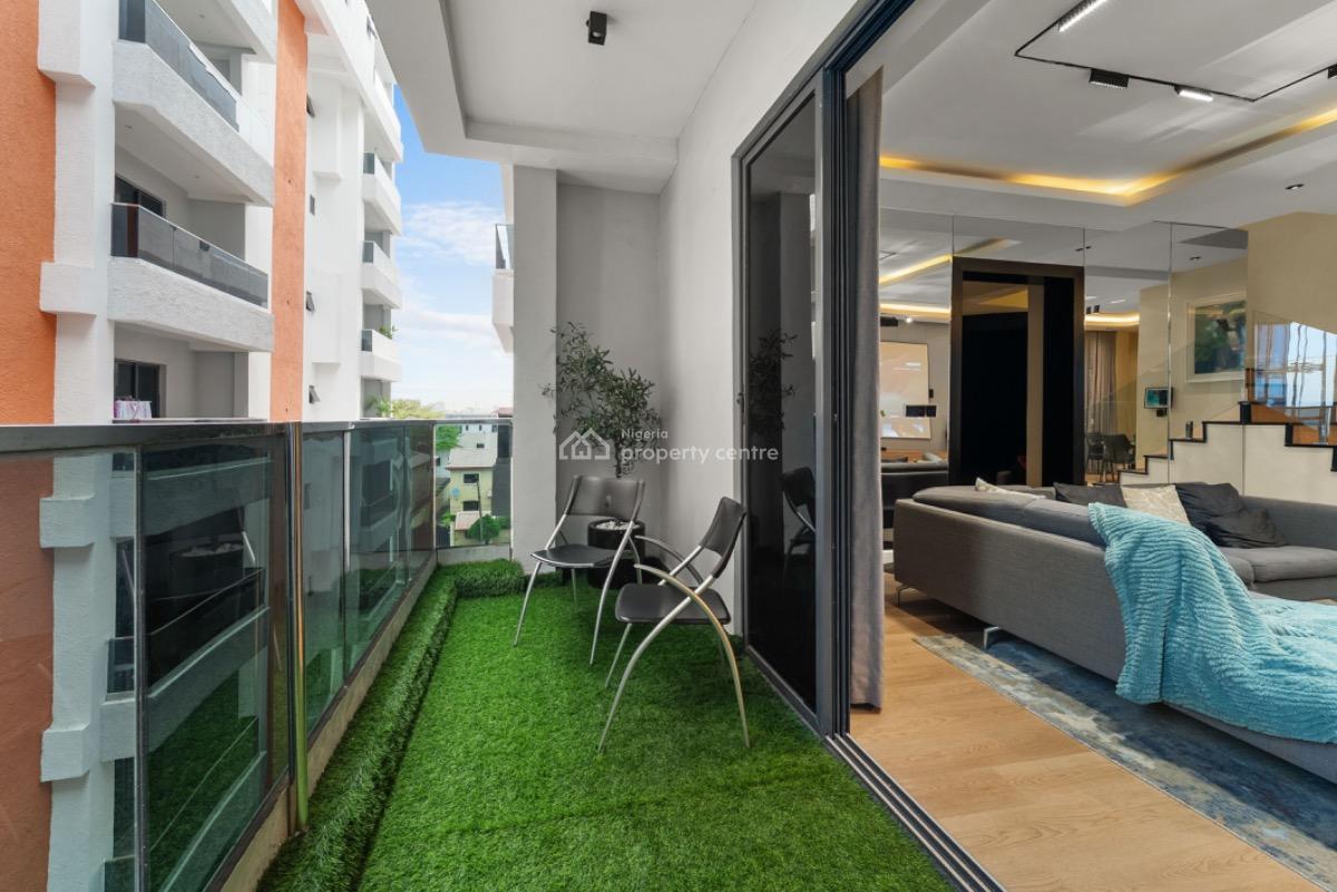Aesthetically Detailed 3-bedroom Maisonette with Private Cinema, Lekki Phase 1, Lekki, Lagos, Flat / Apartment Short Let