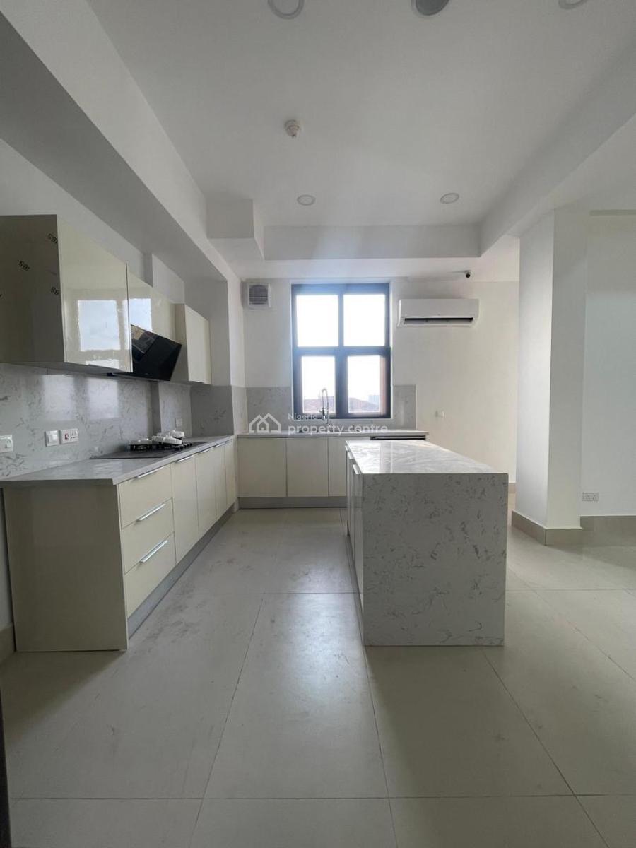 Contemporary 3bedroom Penthouse, Lekki Phase 1, Lekki, Lagos, Flat / Apartment for Sale