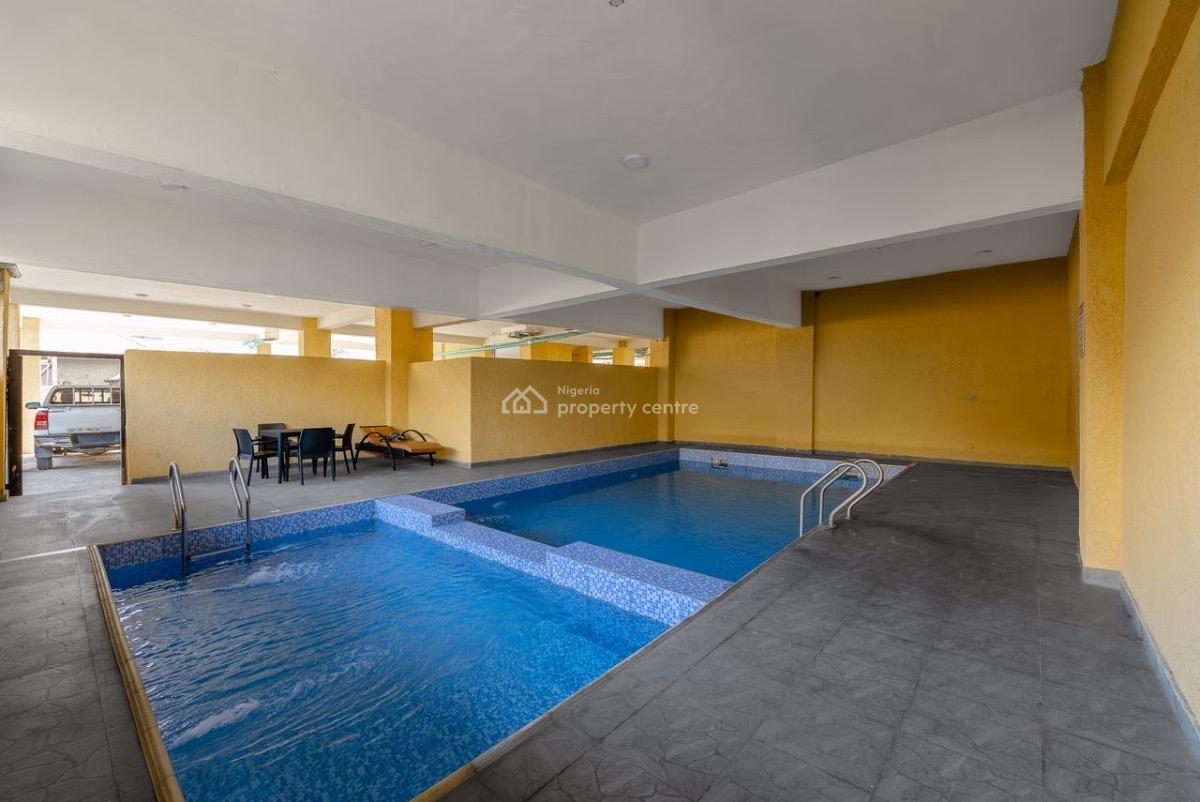 Pristine Two Bedroom Apartment, Lekki Phase 1, Lekki, Lagos, Flat / Apartment Short Let