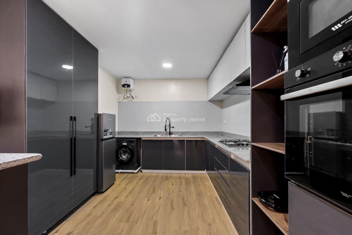 Pristine Two Bedroom Apartment, Lekki Phase 1, Lekki, Lagos, Flat / Apartment Short Let