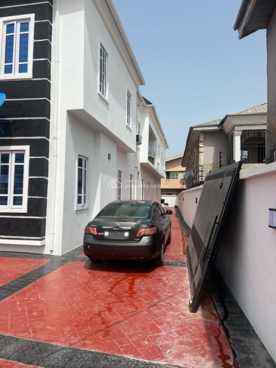 Super Beautiful Nd Luxury 4bedroom Alone in The Compound, Unity Estate Beside Cooperative Vila, Badore, Ajah, Lagos, Detached Duplex for Rent