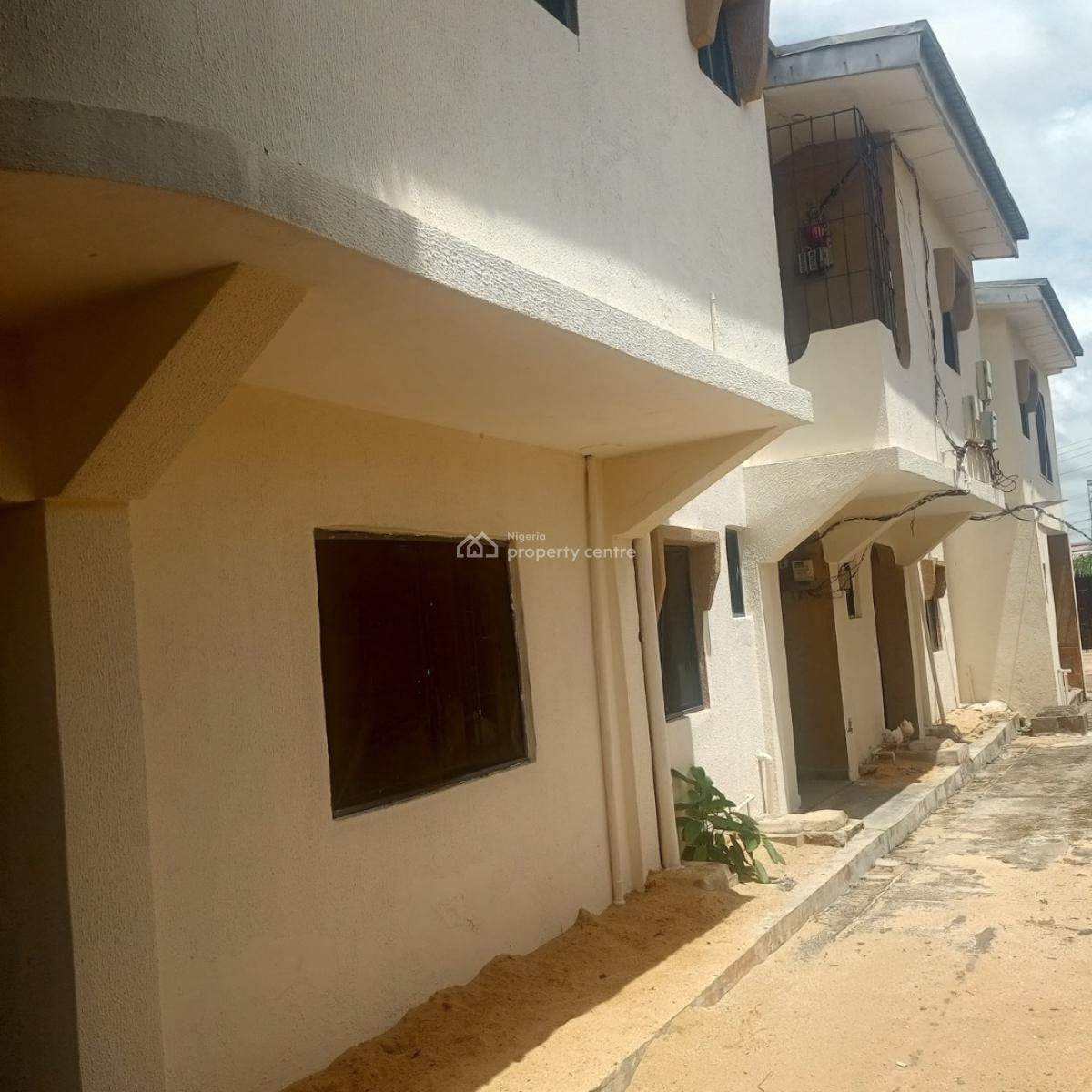 Block of Flats, Marshyhill Estate, Ajah, Lagos, Flat / Apartment for Sale