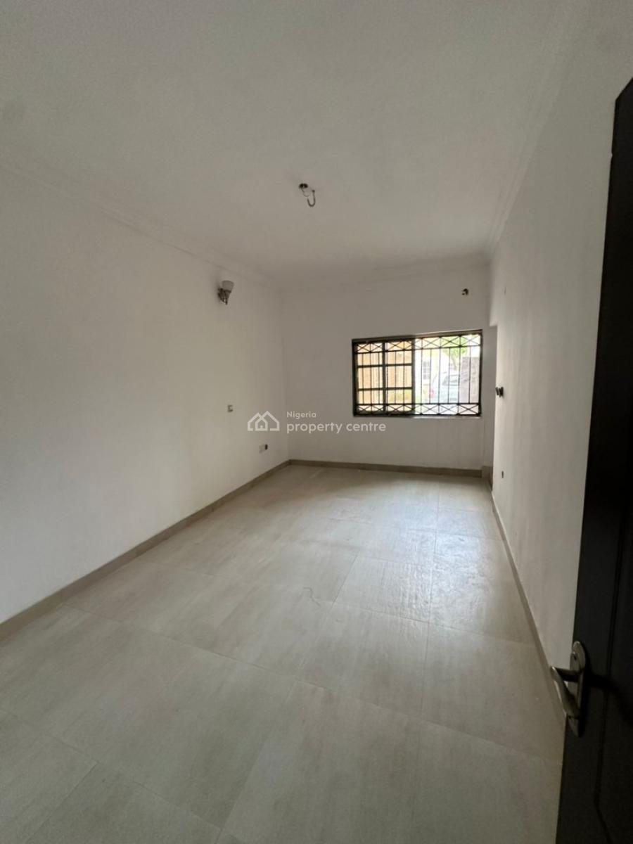 Rooms in a Shared Apartment (parlour Space, Rooms & Bq), Gated and Secured Estate, Agungi, Lekki, Lagos, Flat / Apartment for Rent