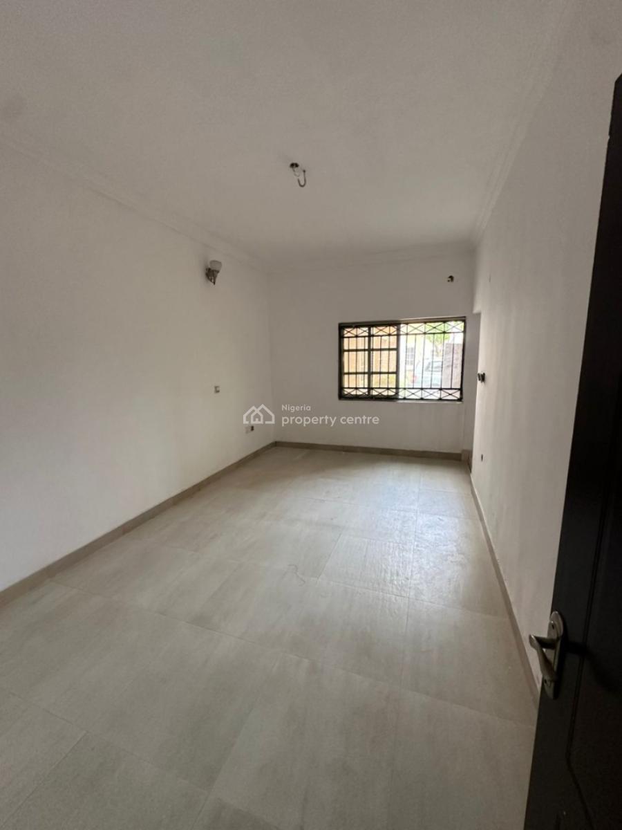 Rooms in a Shared Apartment (parlour Space, Rooms & Bq), Gated and Secured Estate, Agungi, Lekki, Lagos, Flat / Apartment for Rent