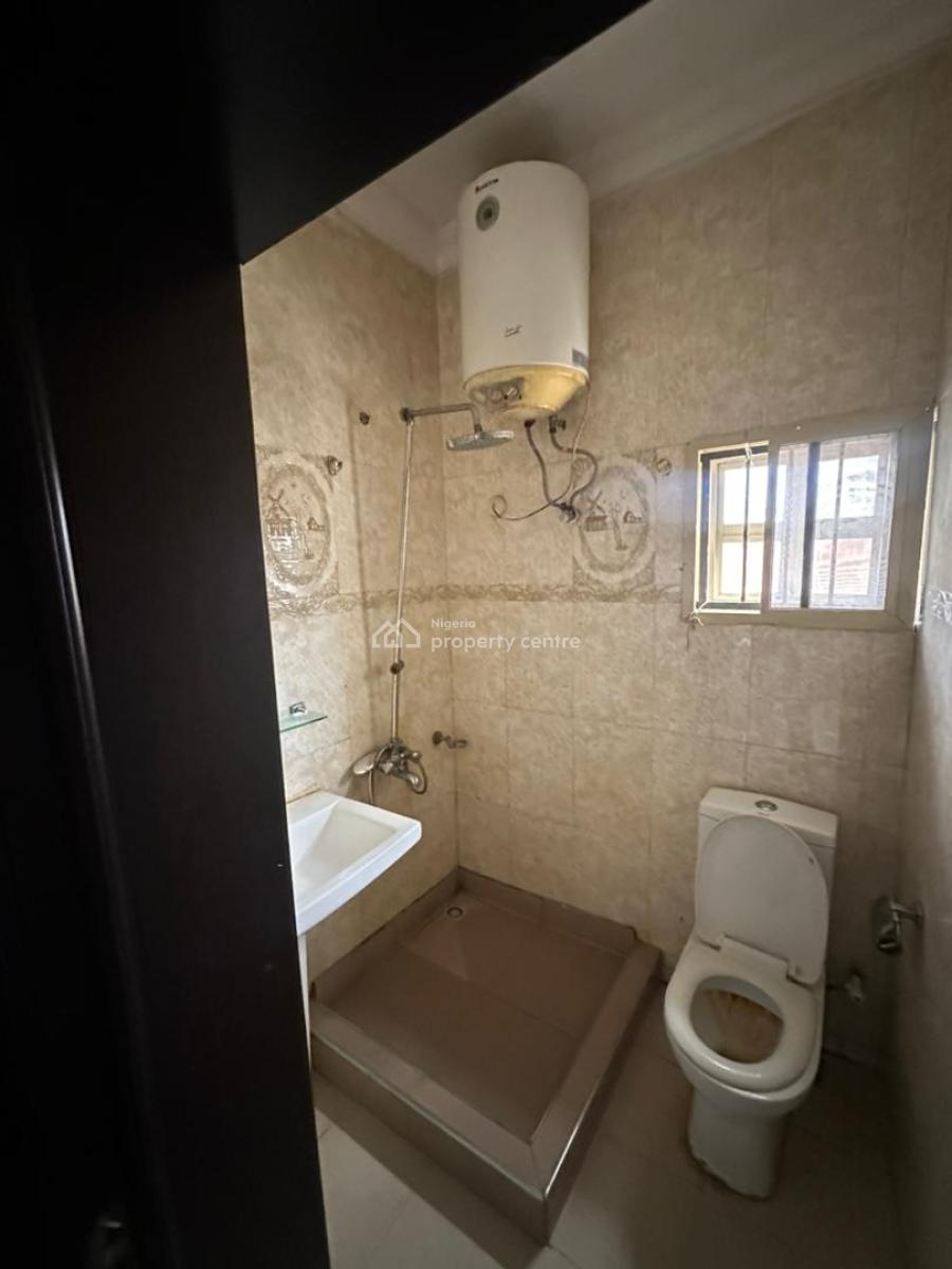 Rooms in a Shared Apartment (parlour Space, Rooms & Bq), Gated and Secured Estate, Agungi, Lekki, Lagos, Flat / Apartment for Rent