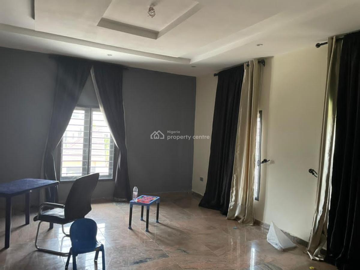 a Very Good Spacious 3-bedroom Flat, Gwarinpa Extension, Gwarinpa, Abuja, Flat / Apartment for Rent
