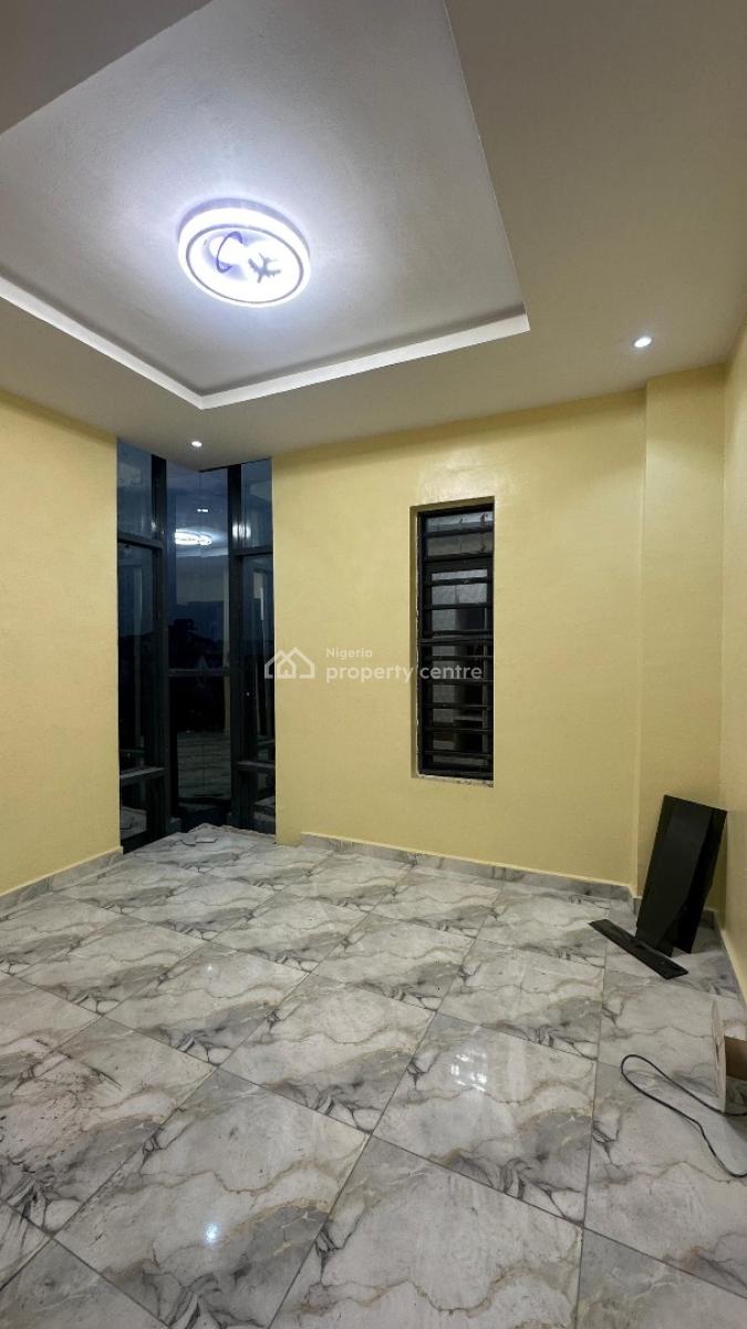 2bedroom Apartment, Abraham Adesanya, Ajah, Lagos, Flat / Apartment for Sale