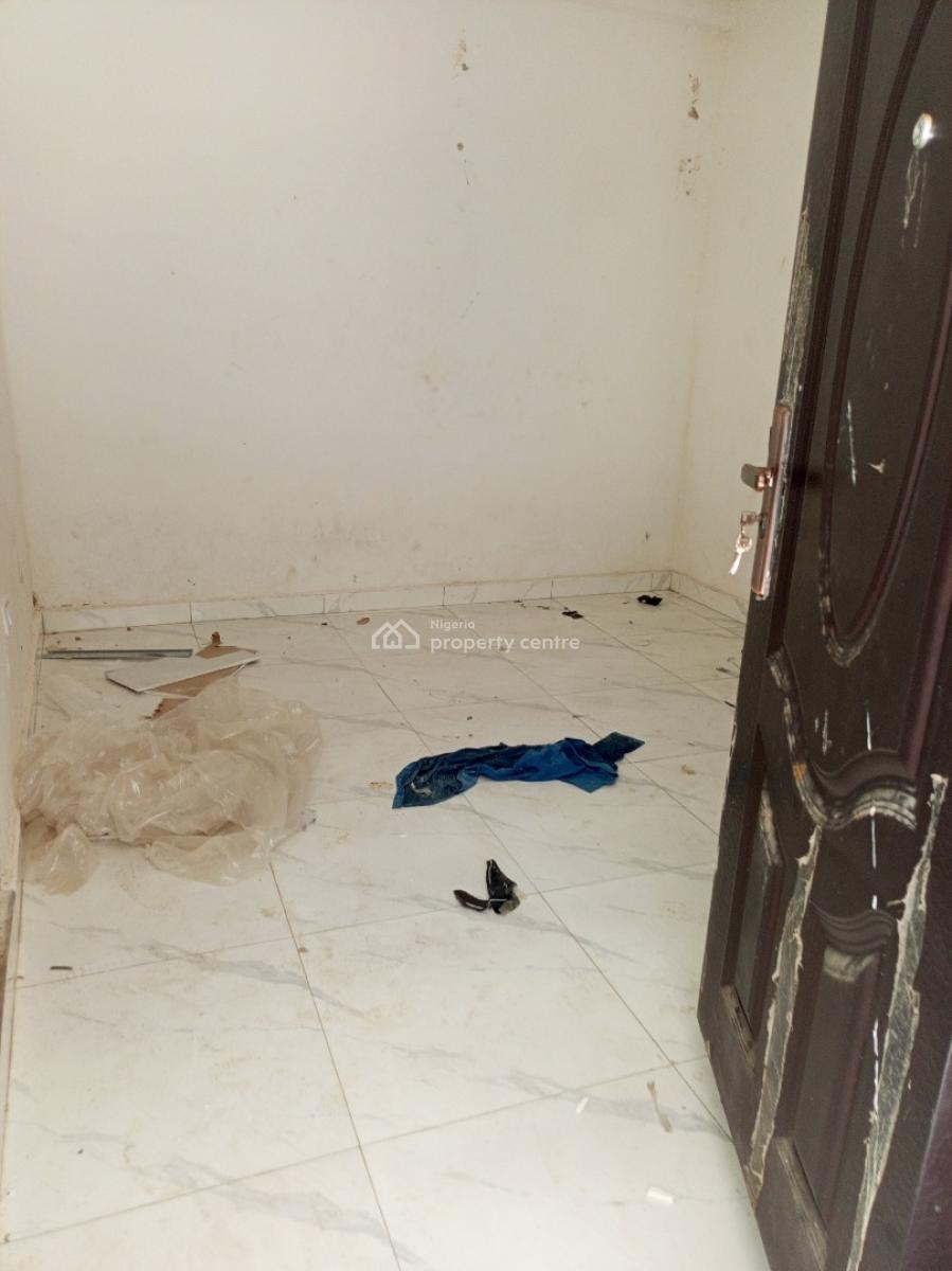 Pay N Move in 3bedroom Terrace with Big Bq Secured Estate, Along Coaster Road, Ikate Elegushi, Lekki, Lagos, Terraced Duplex for Rent