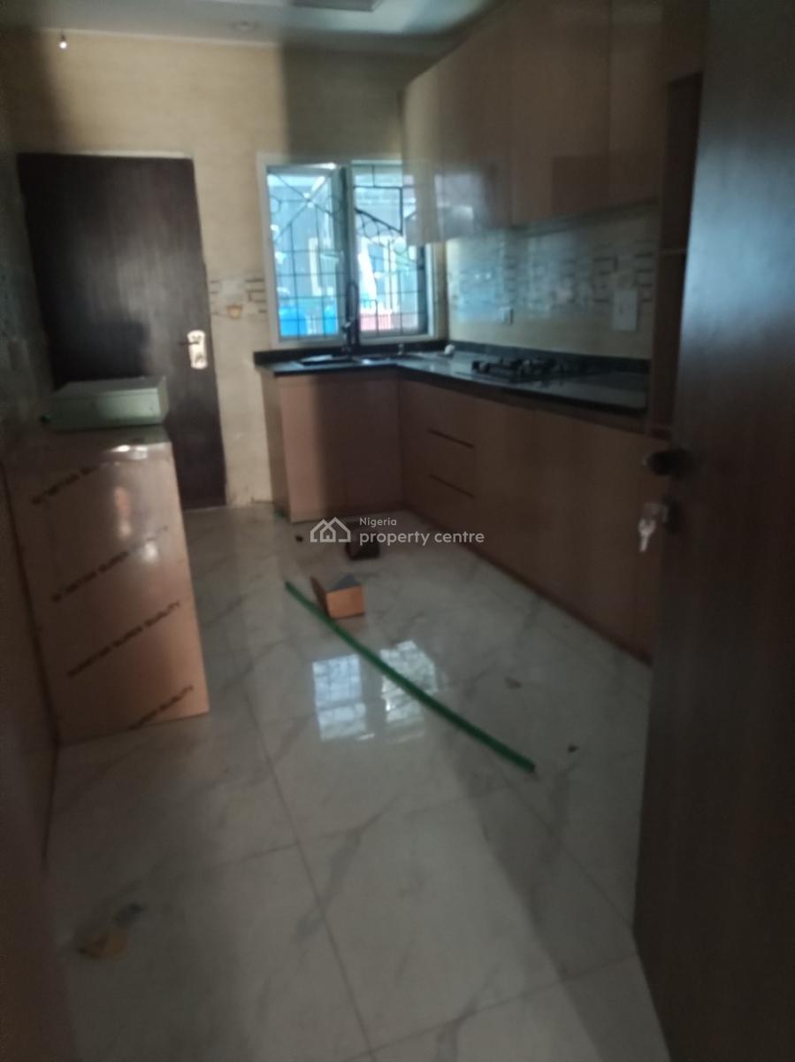 Pay N Move in 3bedroom Terrace with Big Bq Secured Estate, Along Coaster Road, Ikate Elegushi, Lekki, Lagos, Terraced Duplex for Rent