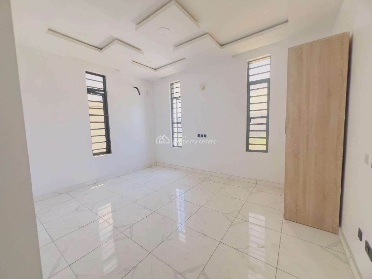 4bedroom Detached Duplex with Bq, Orchid Road, Lekki, Lagos, Detached Duplex for Sale