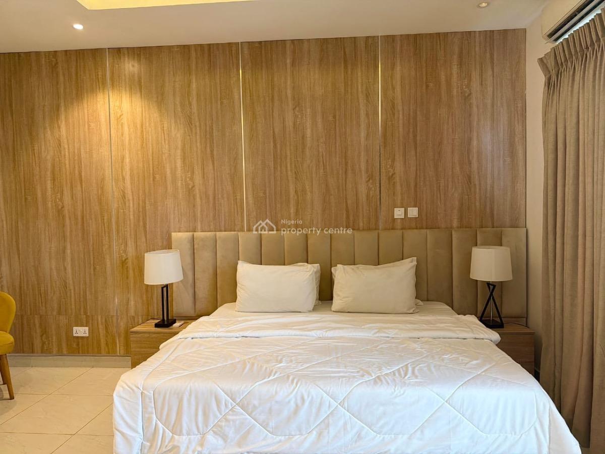 2 Bedroom Apartment with a Rooftop Swimming Pool, Wonder Park Courts, Lekki Phase 1, Lekki, Lagos, Flat / Apartment Short Let
