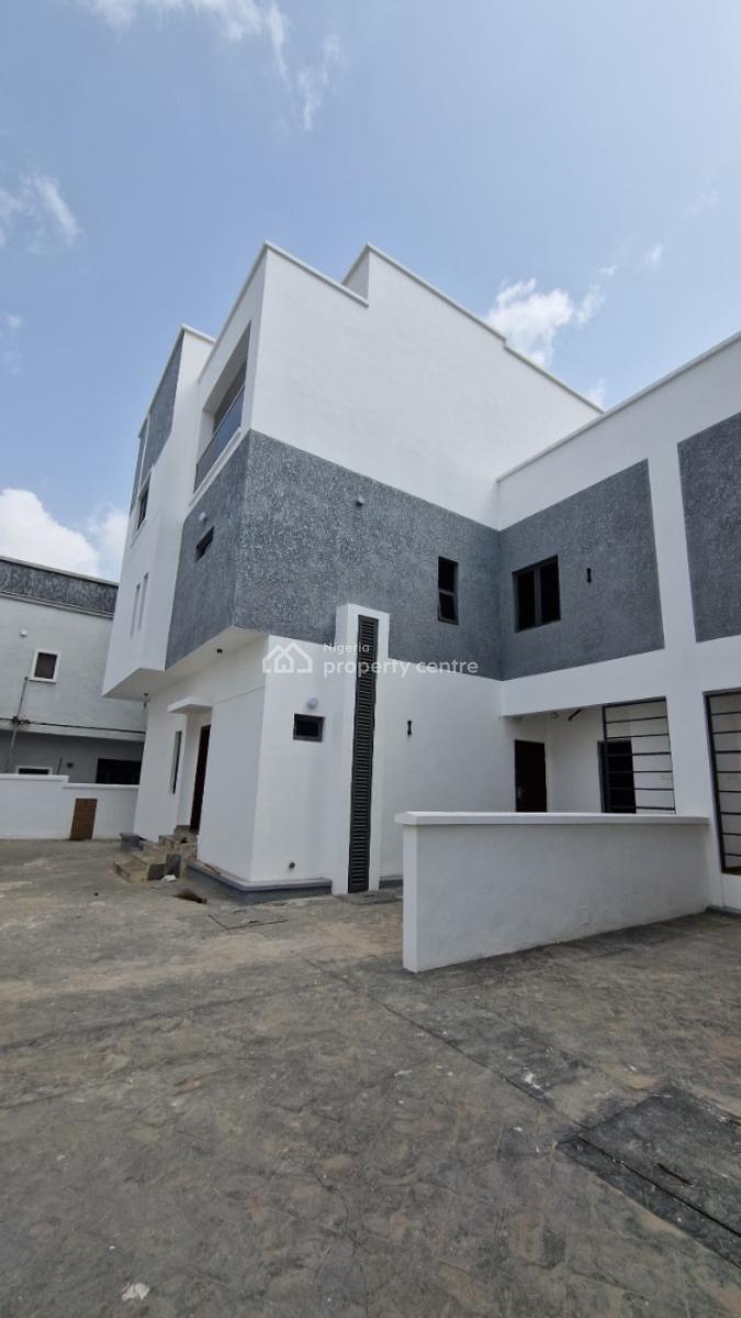 Luxury 4-bedroom Semi-detached Triplexes with a Cinema and Game House, Kolapo Ishola Gra, Akobo, Ibadan, Oyo, Semi-detached Duplex for Sale