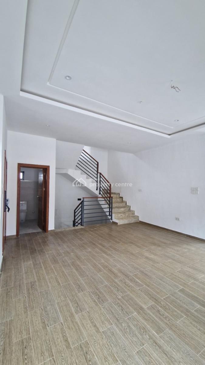 Luxury 4-bedroom Semi-detached Triplexes with a Cinema and Game House, Kolapo Ishola Gra, Akobo, Ibadan, Oyo, Semi-detached Duplex for Sale