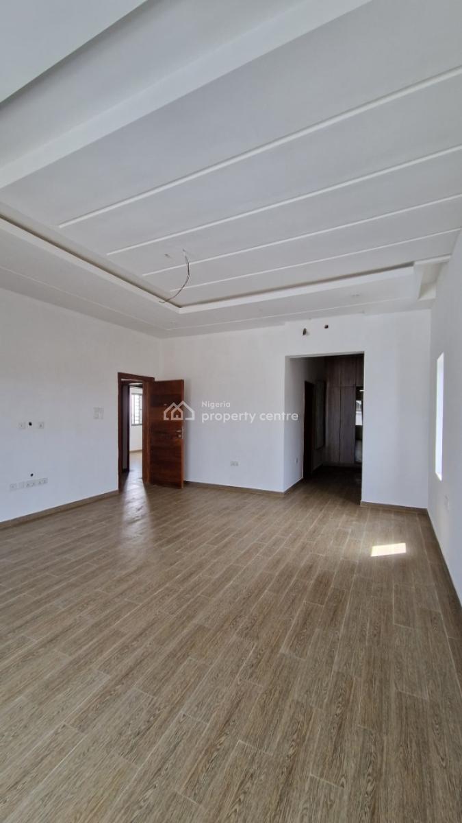 Luxury 4-bedroom Semi-detached Triplexes with a Cinema and Game House, Kolapo Ishola Gra, Akobo, Ibadan, Oyo, Semi-detached Duplex for Sale