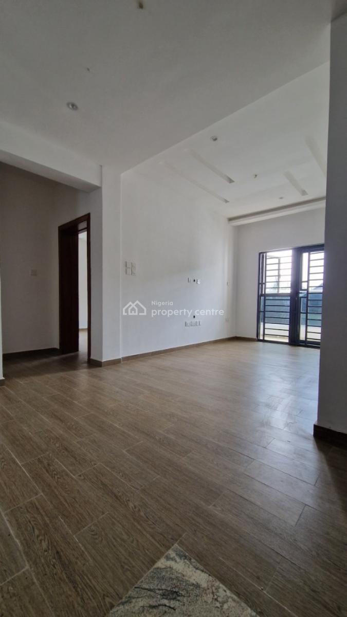 Luxury 4-bedroom Semi-detached Triplexes with a Cinema and Game House, Kolapo Ishola Gra, Akobo, Ibadan, Oyo, Semi-detached Duplex for Sale