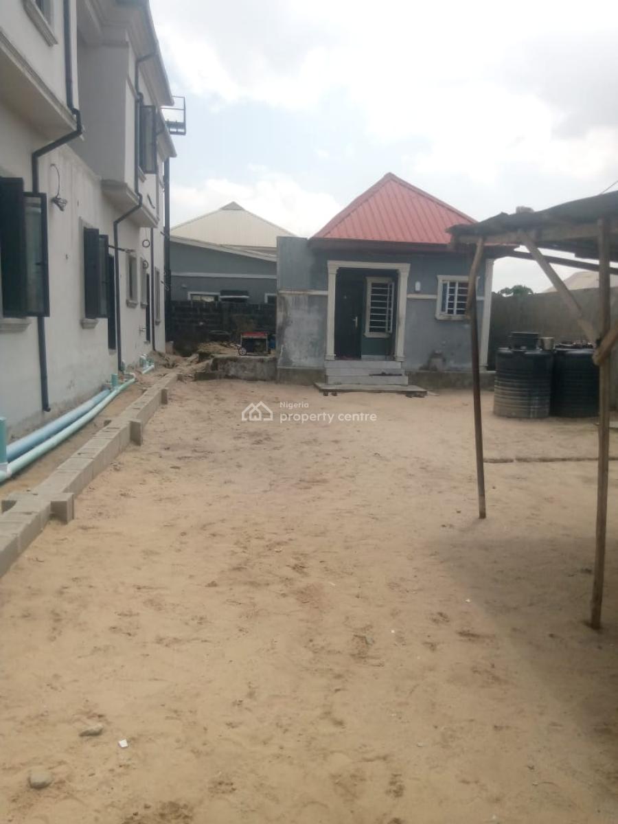 Land with a Building in a Beautiful Neighborhood, Ogunfayo By Phase 2, Oribanwa, Ibeju Lekki, Lagos, Residential Land for Sale