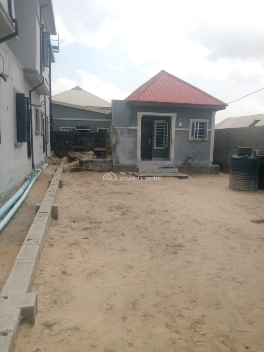 Land with a Building in a Beautiful Neighborhood, Ogunfayo By Phase 2, Oribanwa, Ibeju Lekki, Lagos, Residential Land for Sale