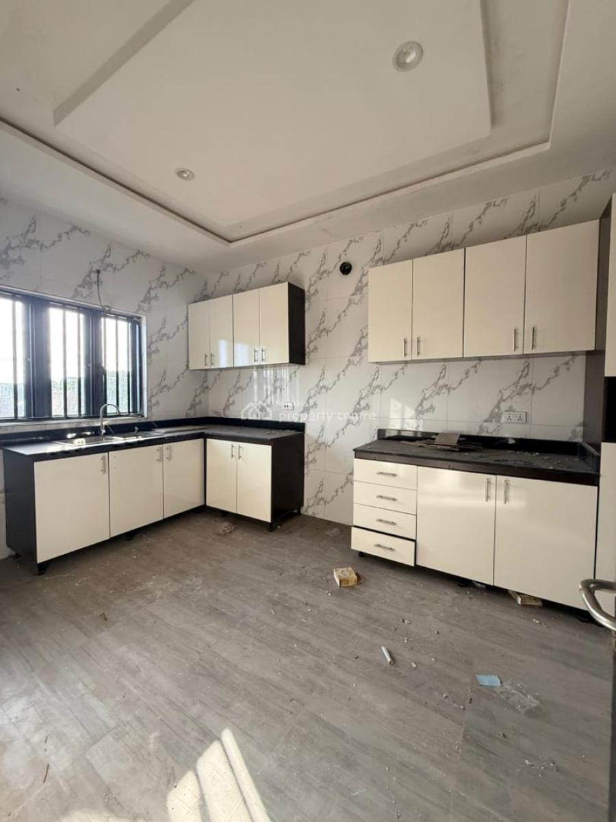 Tastefully Finished, Newly Built 3 Bedroom with Bq, Lekki, Lagos, Flat / Apartment for Rent