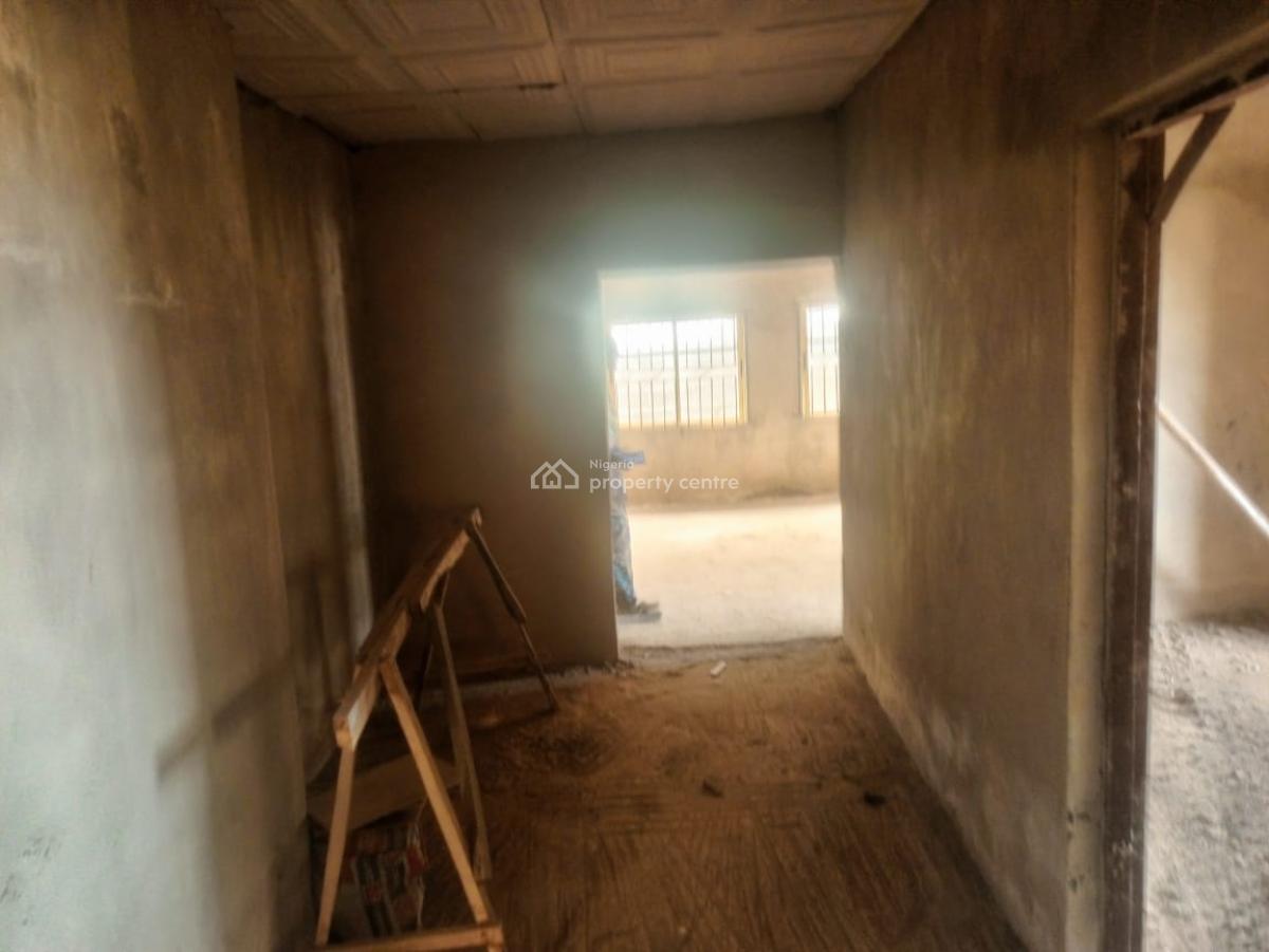 85 Percent Completed 3bedroomflat, Charity Estate Igboolomu Community Off Owutu Ishawo Road Via Agric, Isawo, Ikorodu, Lagos, House for Sale