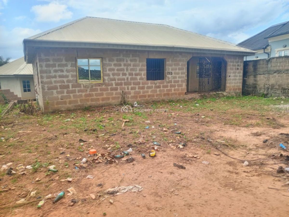 85 Percent Completed 3bedroomflat, Charity Estate Igboolomu Community Off Owutu Ishawo Road Via Agric, Isawo, Ikorodu, Lagos, House for Sale