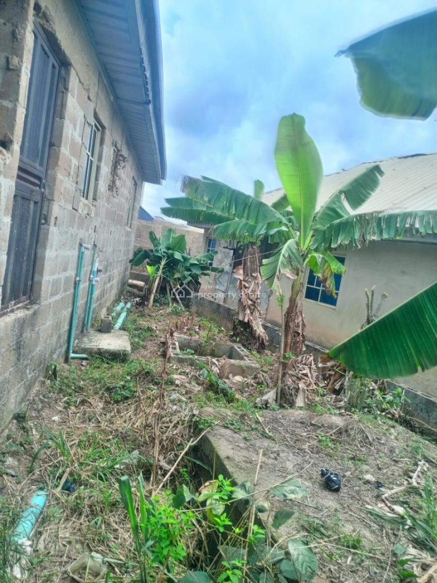 85 Percent Completed 3bedroomflat, Charity Estate Igboolomu Community Off Owutu Ishawo Road Via Agric, Isawo, Ikorodu, Lagos, House for Sale