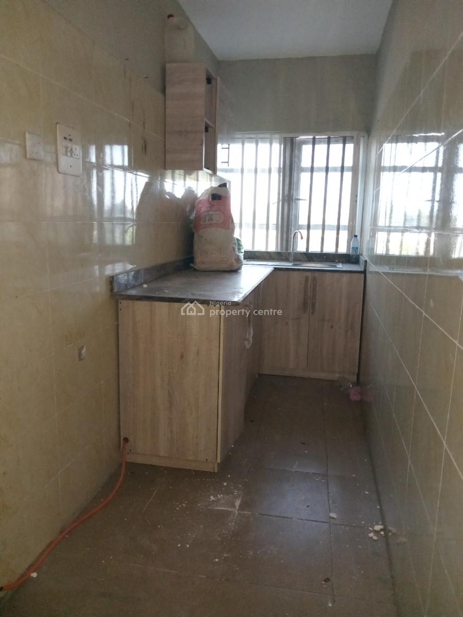 Spacious Room and Parlour Upstairs, Ogombo, Ajah, Lagos, Mini Flat (room and Parlour) for Rent