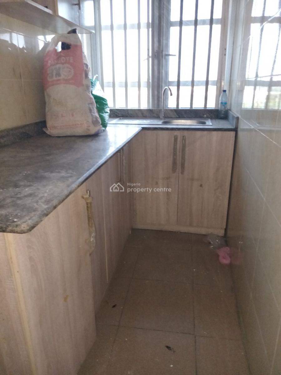Spacious Room and Parlour Upstairs, Ogombo, Ajah, Lagos, Mini Flat (room and Parlour) for Rent