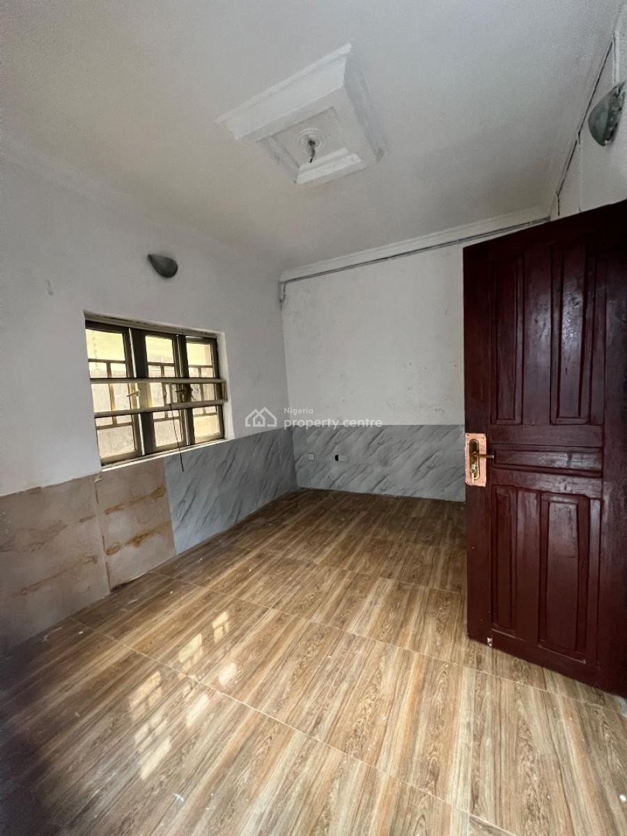 Spacious 1 Bedroom Self Contained, Lekki Phase 1, Lekki, Lagos, Flat / Apartment for Rent
